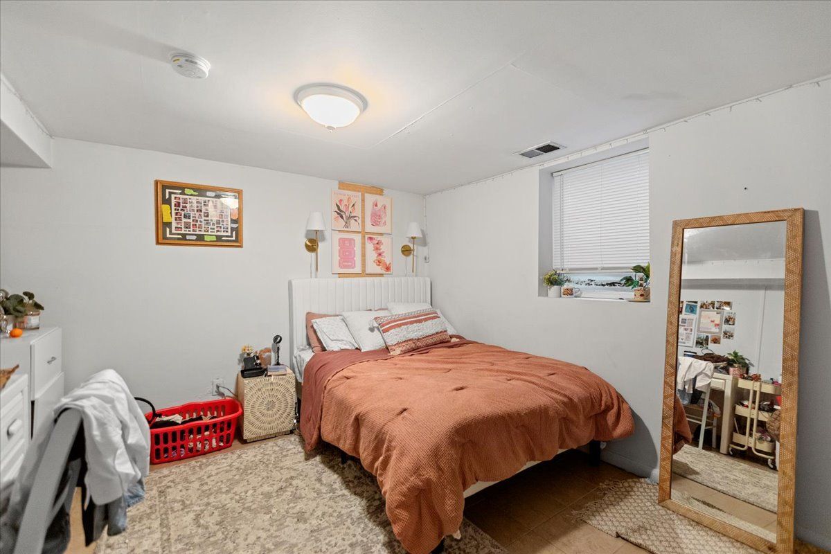 Building Photo - 1117 Foster St