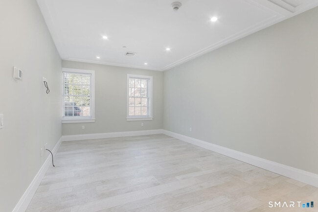 Building Photo - 1990 Bronson Rd