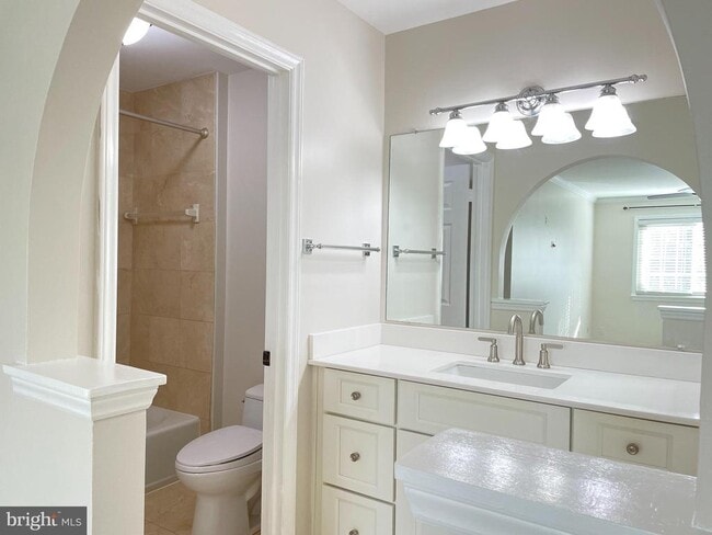 Building Photo - 5804 Inman Park Cir