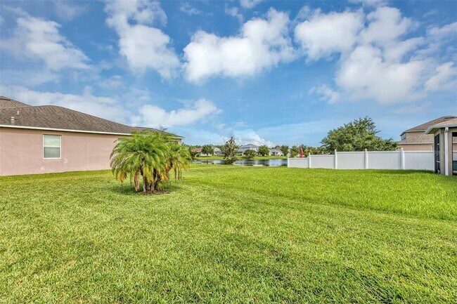 Building Photo - 2906 Carrickton Cir