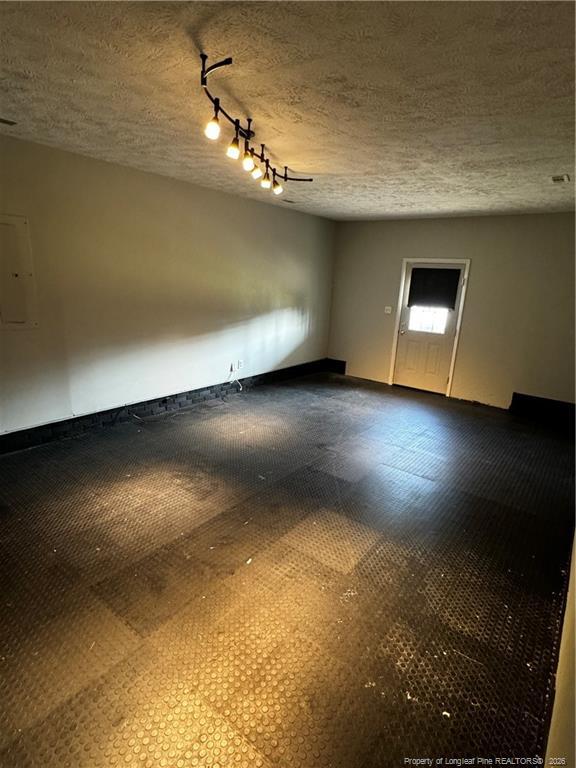 Building Photo - 7820 Loxley Dr