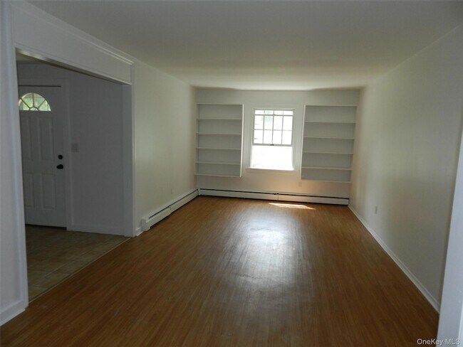 Building Photo - 61 Jarvin Rd