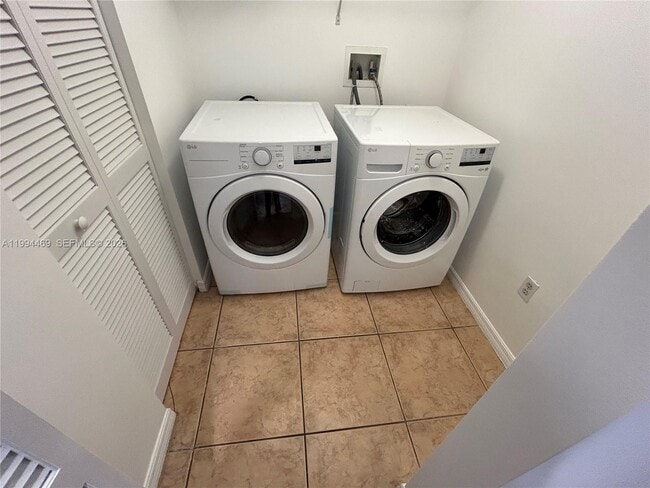 Building Photo - 4242 NW 2nd St