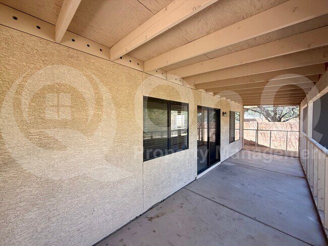 Building Photo - 8488 N Winchester Creek Dr