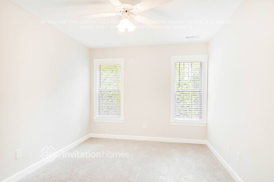 Building Photo - 6917 Oviedo Dr