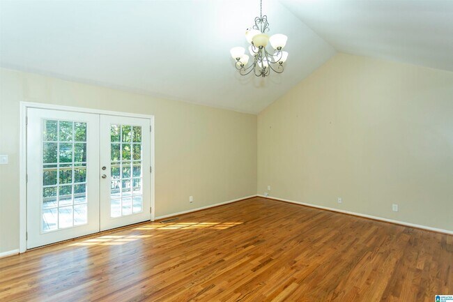 Building Photo - 1928 Indian Lake Dr