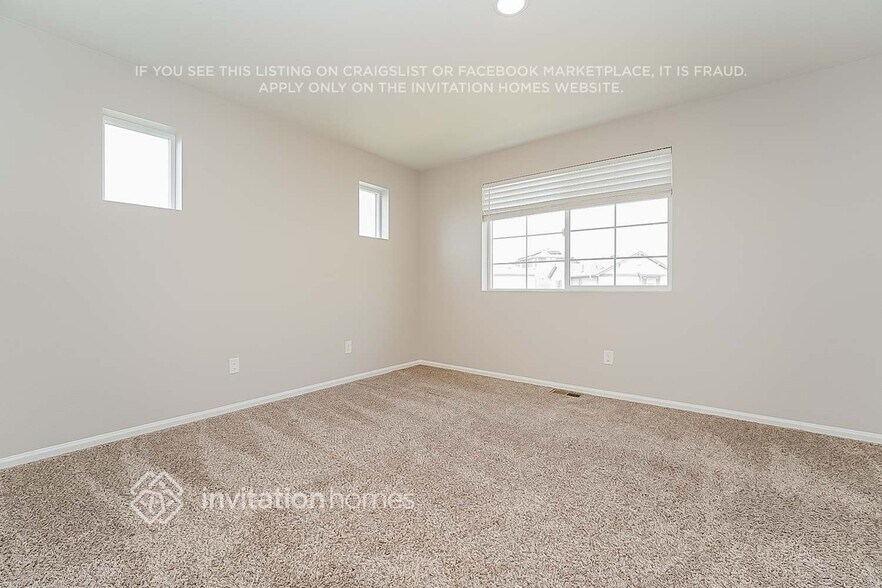 Building Photo - 26177 E Byers Pl