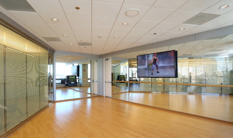 Building Photo - 359 W Hubbard St