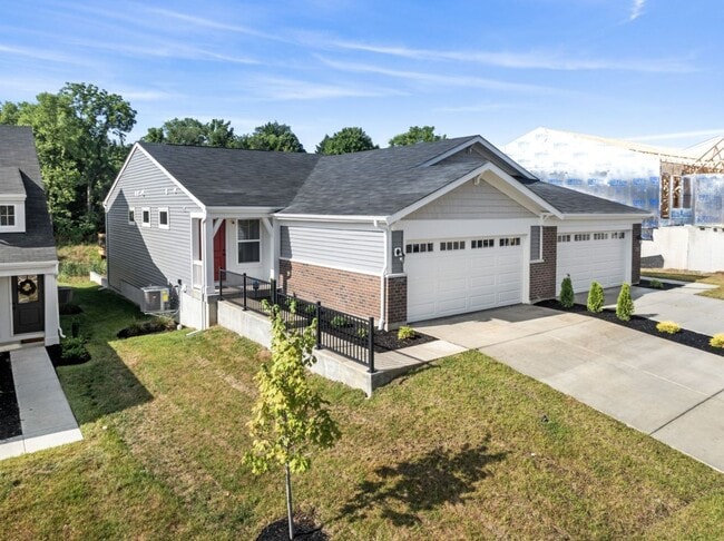 Building Photo - 10046 Windcrest Farms Ln