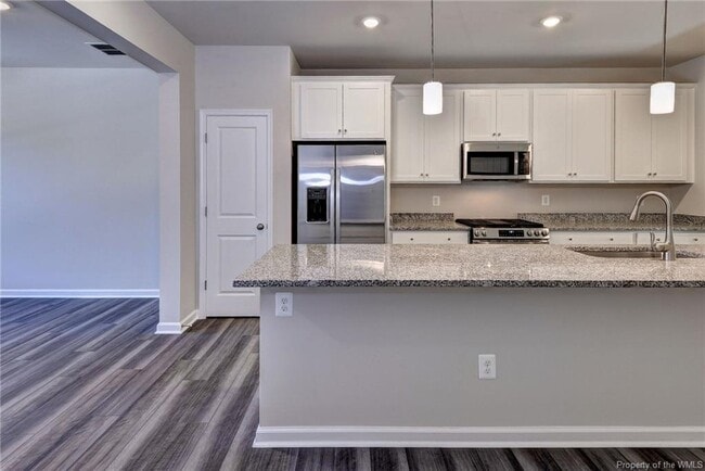 Building Photo - 4090 Isaac Cir