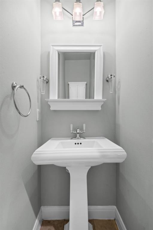 Building Photo - 10605 Coreopsis Dr