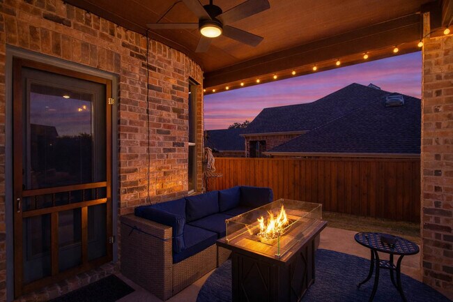 Building Photo - 201 Barkley Dr