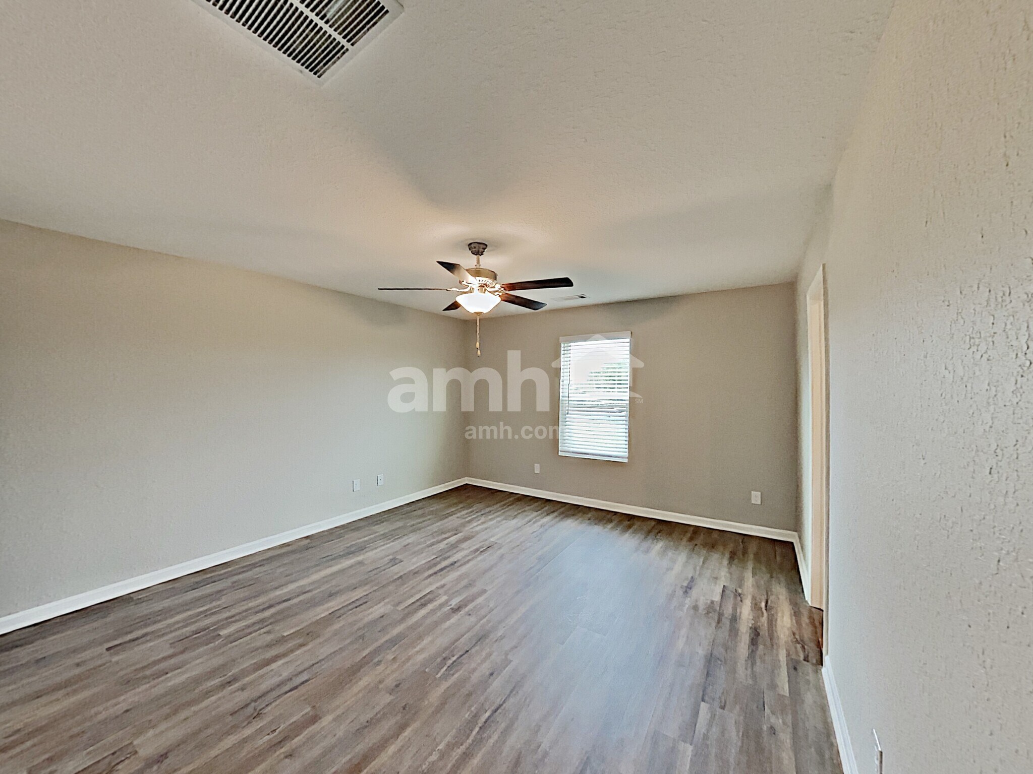 Building Photo - 4875 Bridle Path