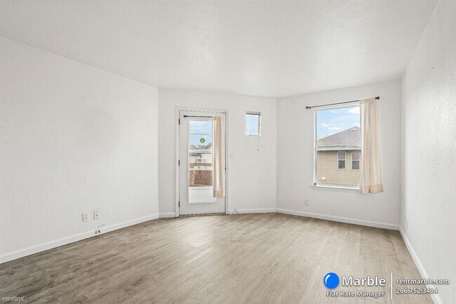 Building Photo - 3 br, 2 bath Condo - 17 Kiska Rd