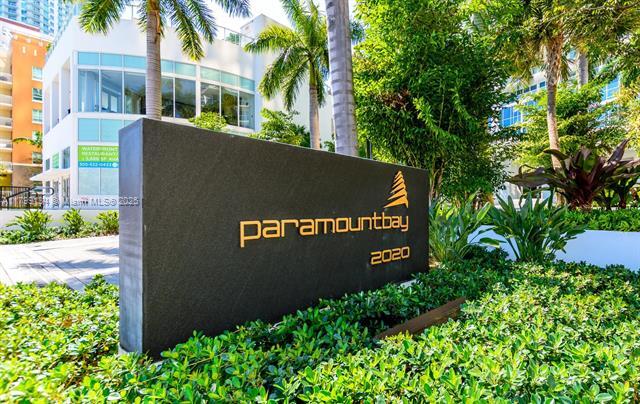 Building Photo - 2020 N Bayshore Dr