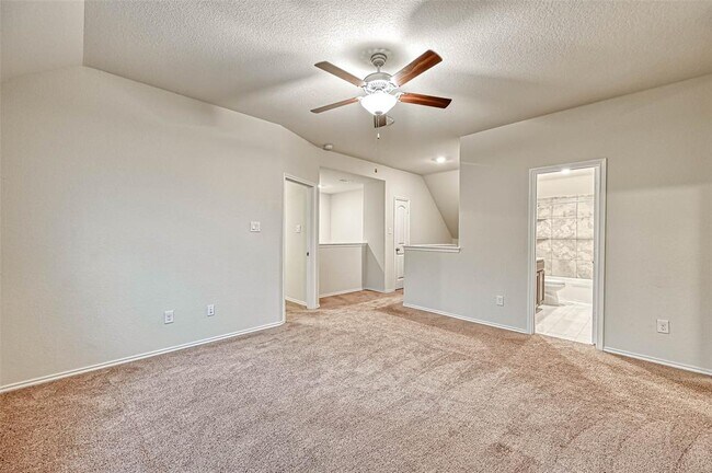 Building Photo - 25919 Aura Lake Ln