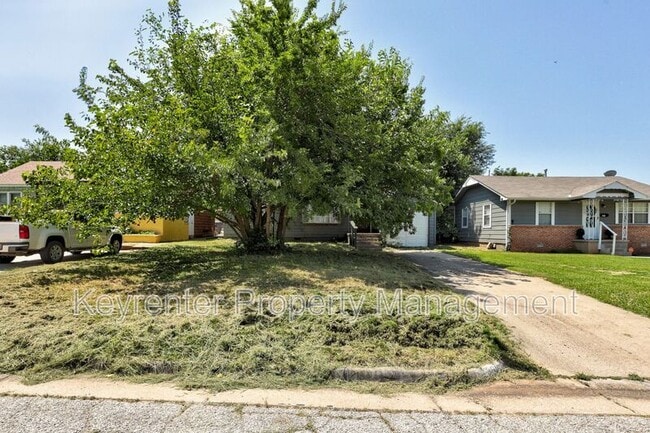 Primary Photo - 3616 NW 27th St