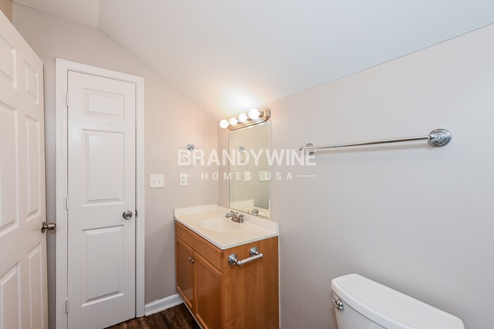 Building Photo - 883 Timbervale Ln