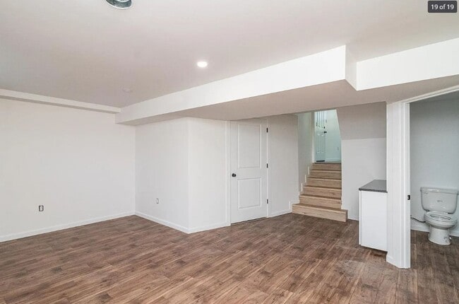 Building Photo - Newly Renovated 3 Bedroom 2 Bathroom Home
