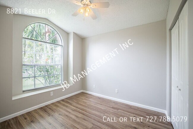 Building Photo - 8821 Beeler Dr