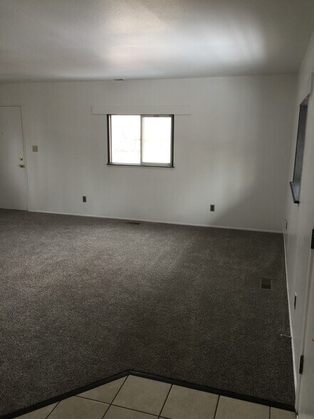 Living Room - 2604 Tremont St