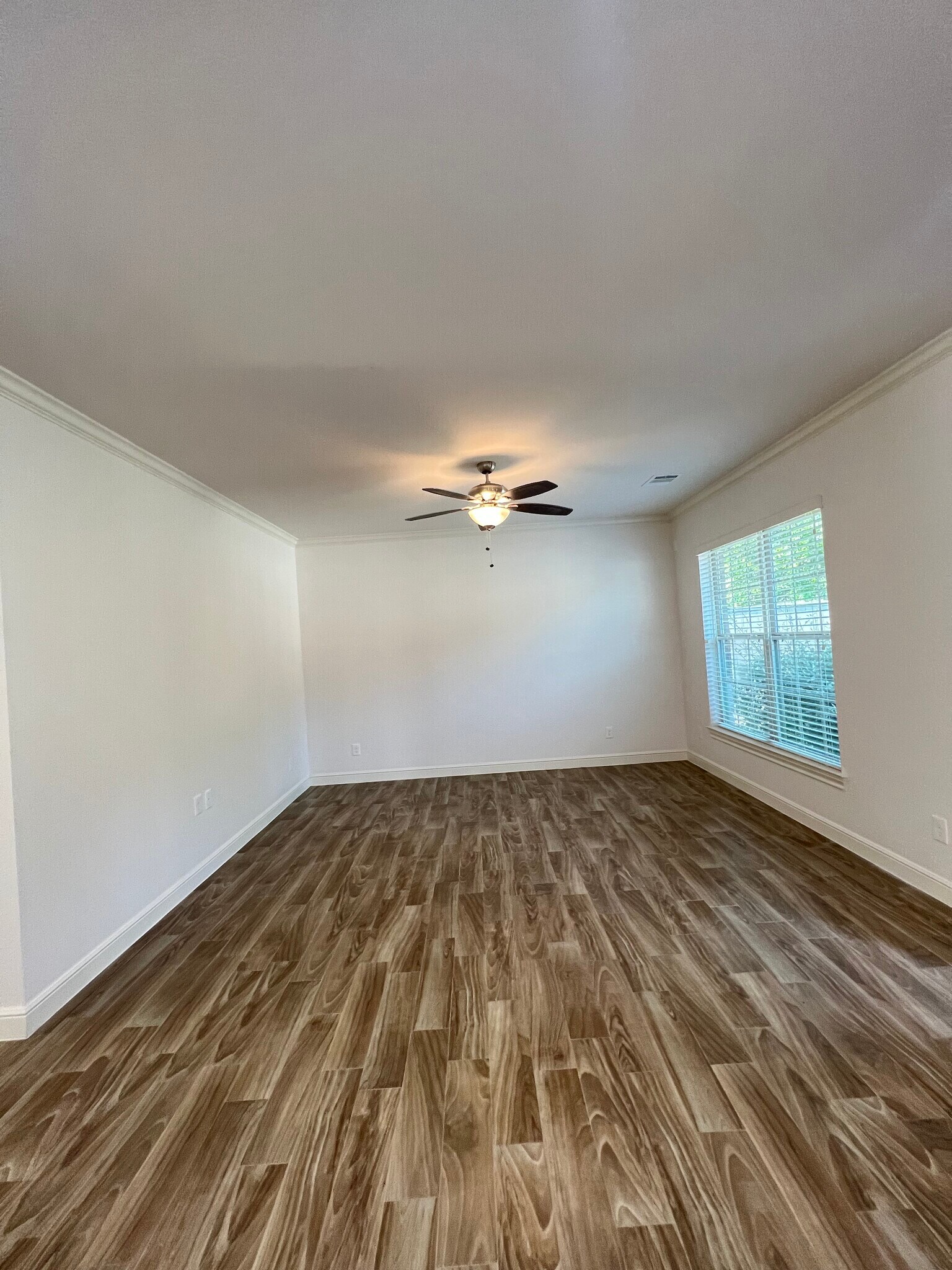 Building Photo - 2606 Appian Way
