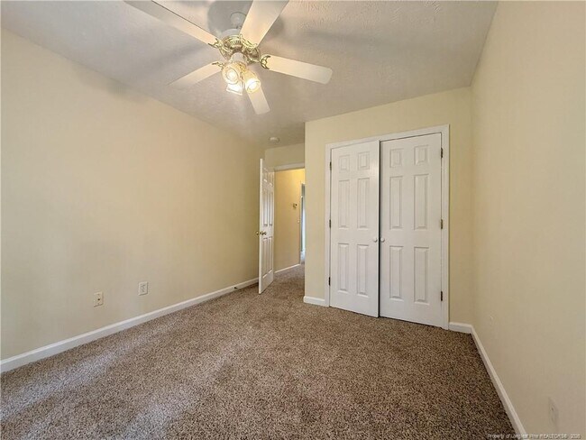 Building Photo - 522 Longview Dr