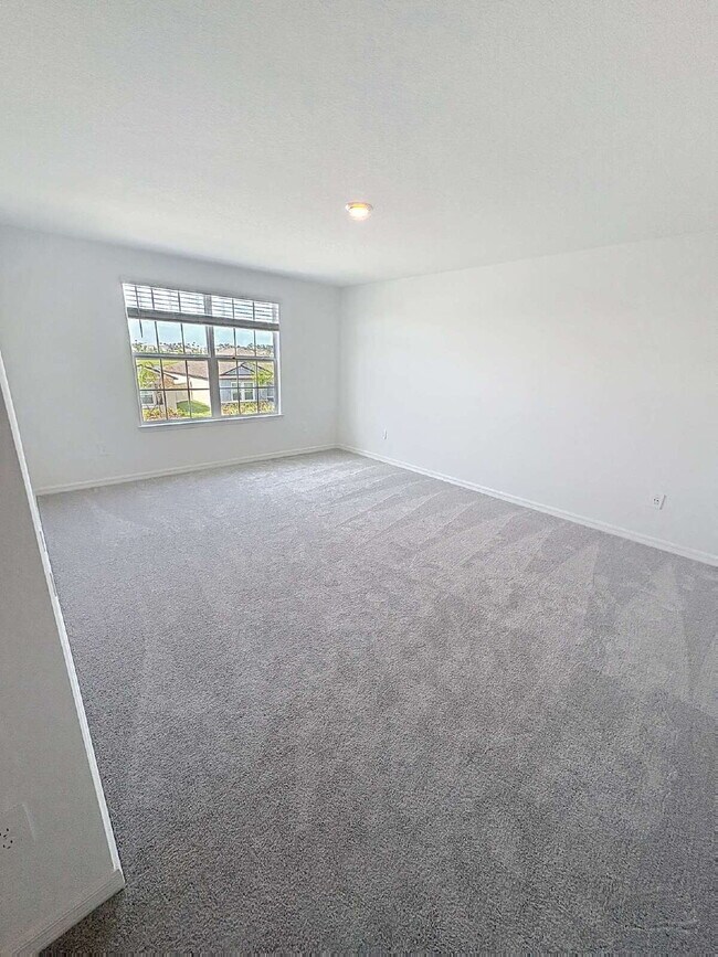 Building Photo - 8438 Blue Wave Ln E