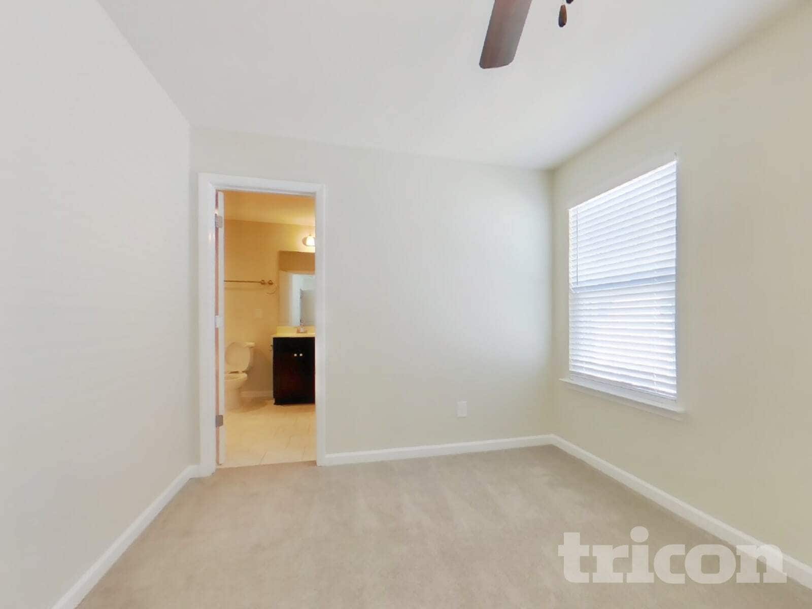 Building Photo - 404 Riverwood Ct