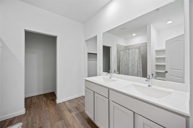 Building Photo - 510 Belle Spgs Ln