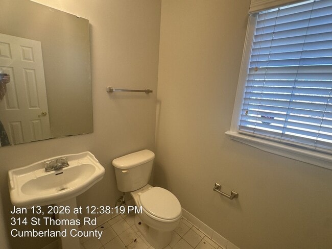 Building Photo - 314 St Thomas Rd