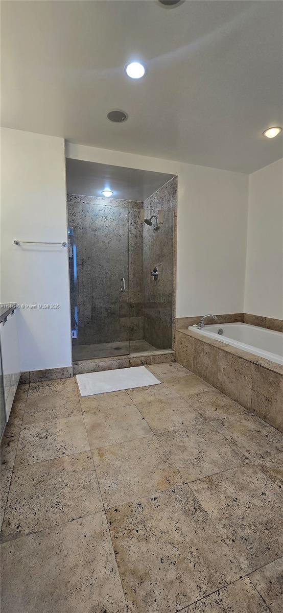 Building Photo - 7901 Hispanola Ave