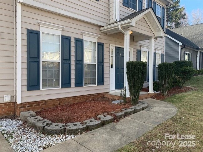 Building Photo - 175 Devon Forrest Dr