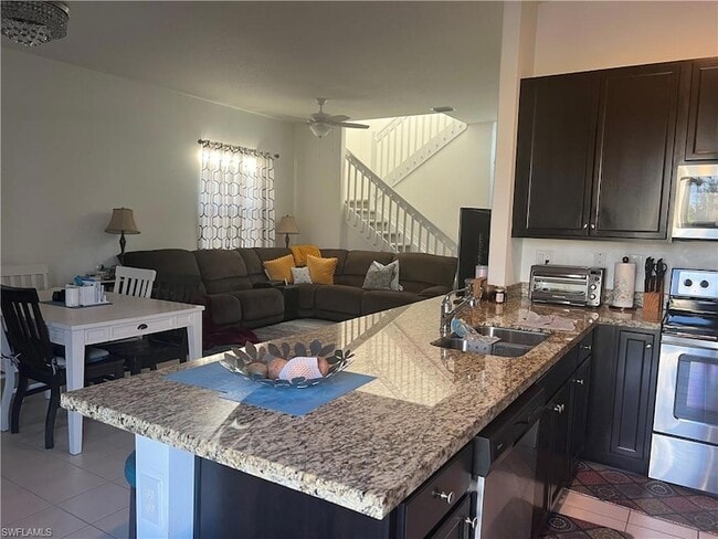 Building Photo - 5483 Cameron Dr