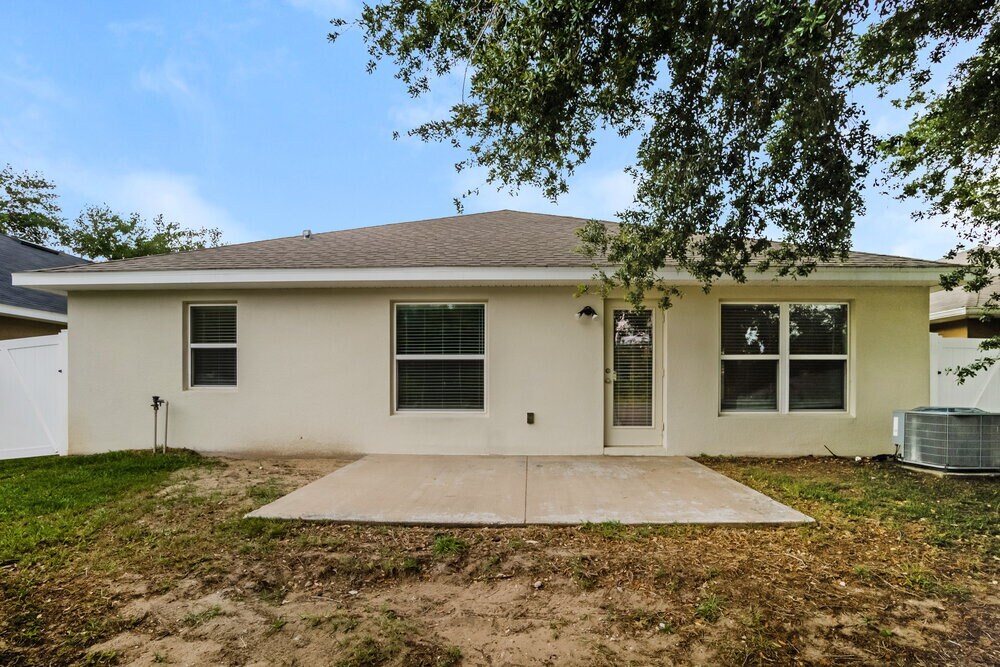 Building Photo - 1004 Kellogg Dr