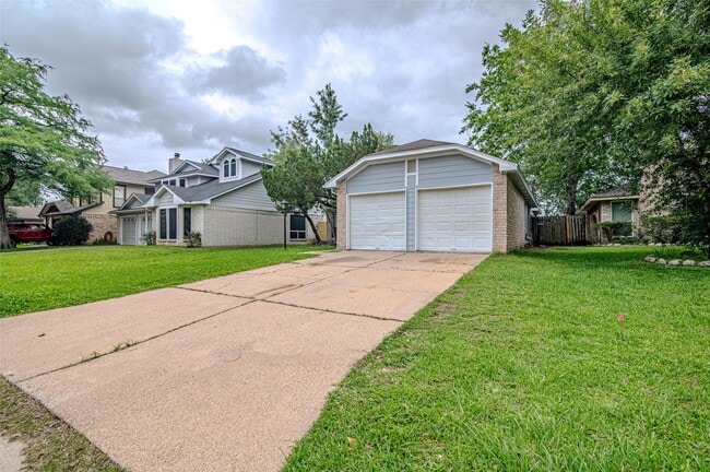 Building Photo - 1710 Blindlake Dr