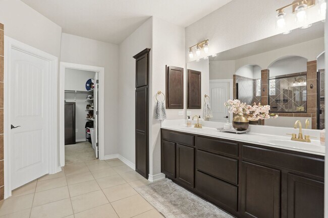 Building Photo - 8822 Kallison Arbor