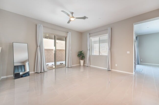 Building Photo - 813 Horizon Canyon Dr