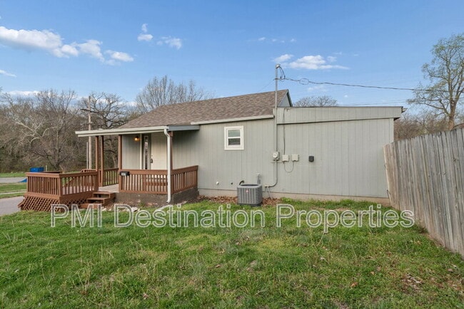 Building Photo - 247 Shadyside Ave