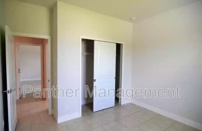 Building Photo - 1012 San Cristobal Ave