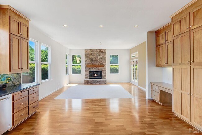 Building Photo - 205 Saddle Wood Dr