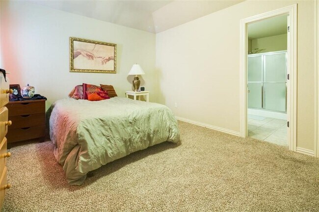 Building Photo - 4143 W Spring House Dr