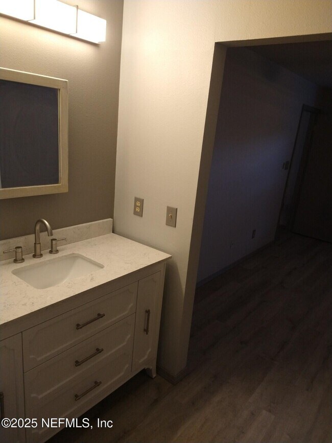 Building Photo - 8201 Hall Ln