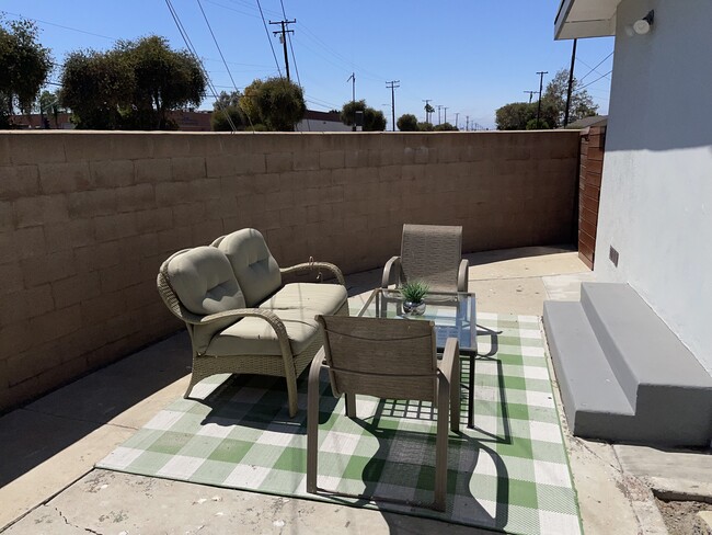 Patio - 13407 S Wilton Pl