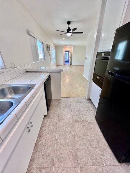 Building Photo - 1601 S Shenandoah St