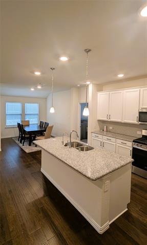 Building Photo - 2408 Wildhaven Rd