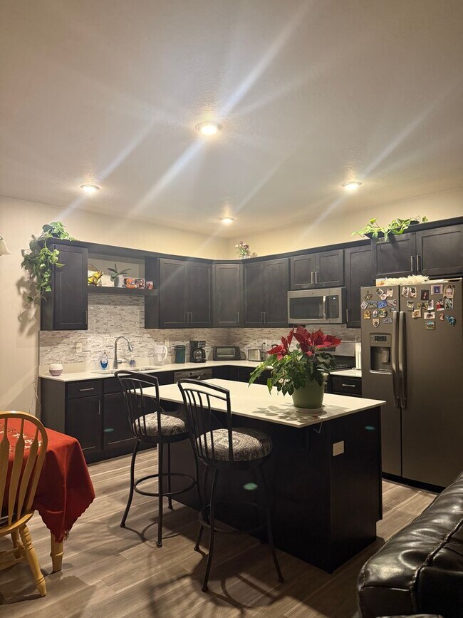 Building Photo - Three Bedroom Available