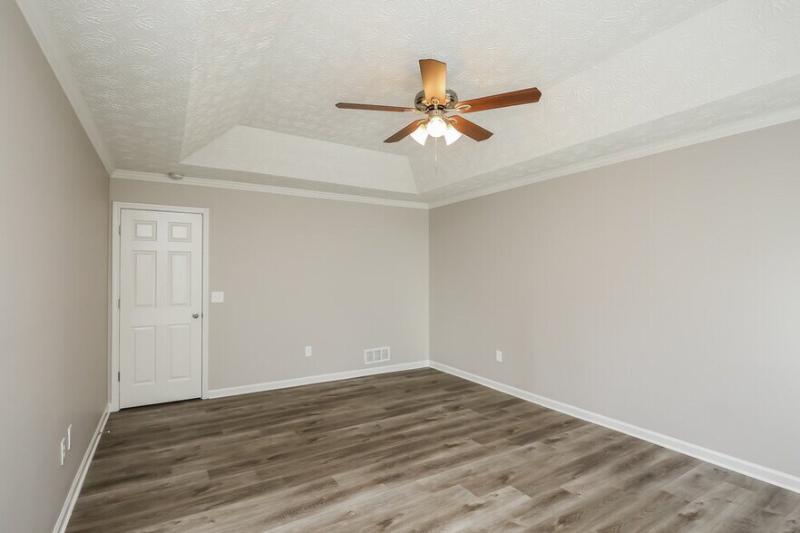 Building Photo - 3336 Bridle Brook Dr NE