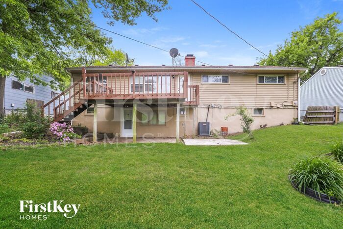 Building Photo - 1302 SW Peggy Cir