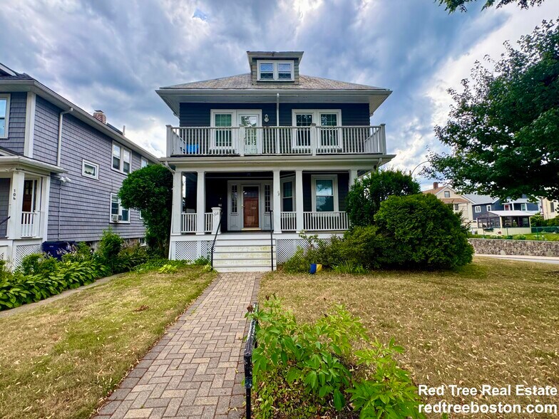 Building Photo - 108 Redlands Rd